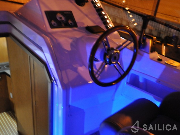 Tes 393 Illuminatus - Yacht Charter Sailica