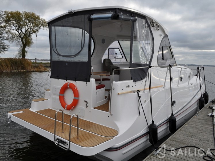 Tes 393 Illuminatus - Yacht Charter Sailica