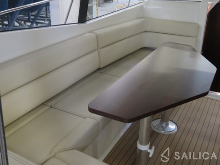 Platinum 989 - Yacht Charter Sailica