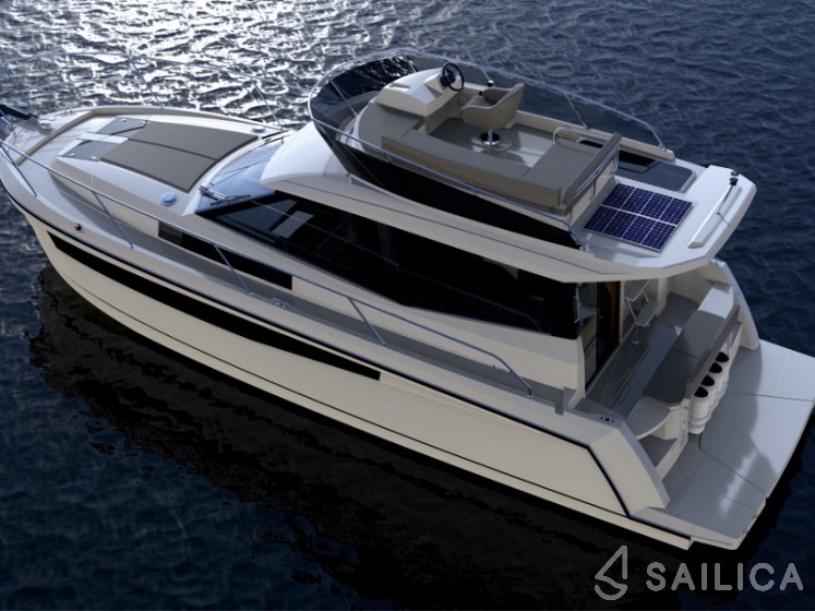 Platinum 989 - Yacht Charter Sailica