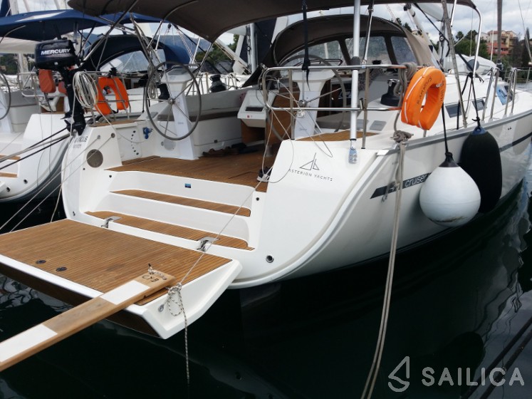 Bavaria 51 Cruiser - Yacht Charter Sailica