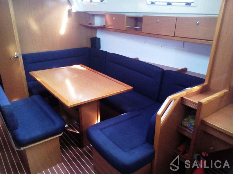 Bavaria 40 Cruiser - Yacht Charter Sailica