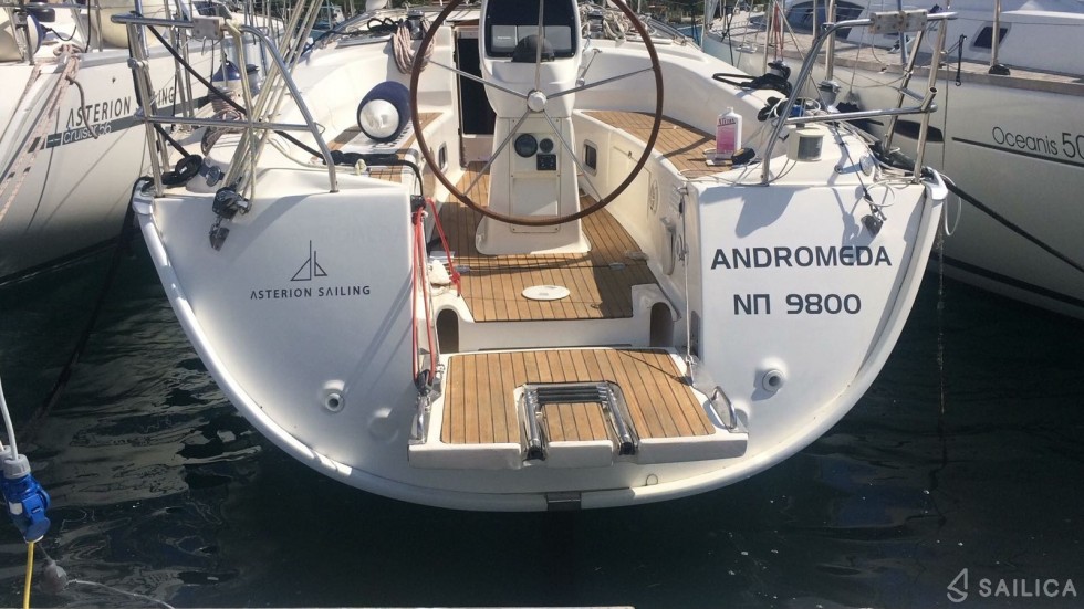 Bavaria 38 Cruiser - Yacht Charter Sailica