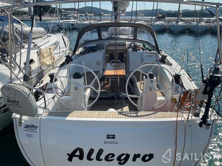 Bavaria Cruiser 40 S - Yacht Charter Sailica