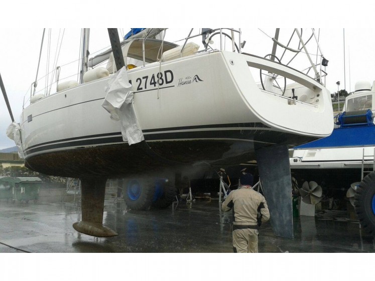 Hanse 400 - Yacht Charter Sailica
