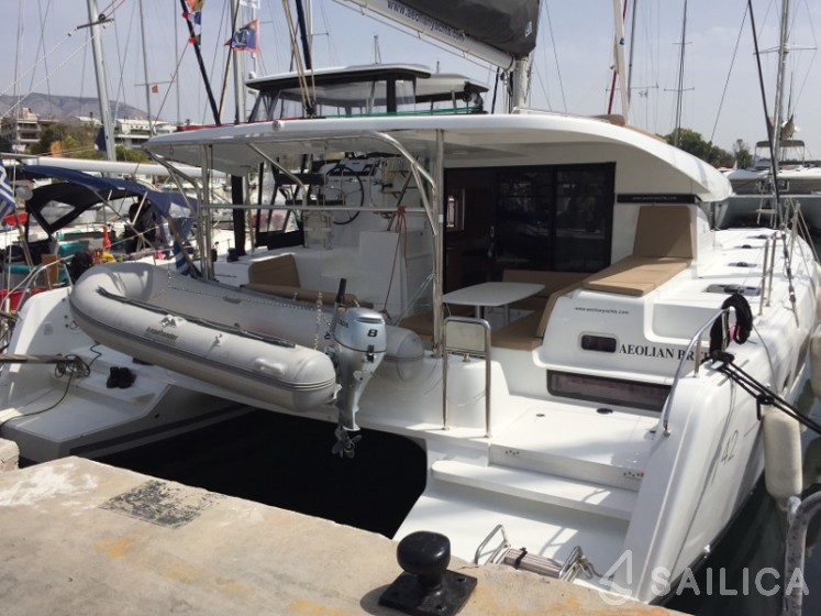 Lagoon 42 - Yacht Charter Sailica