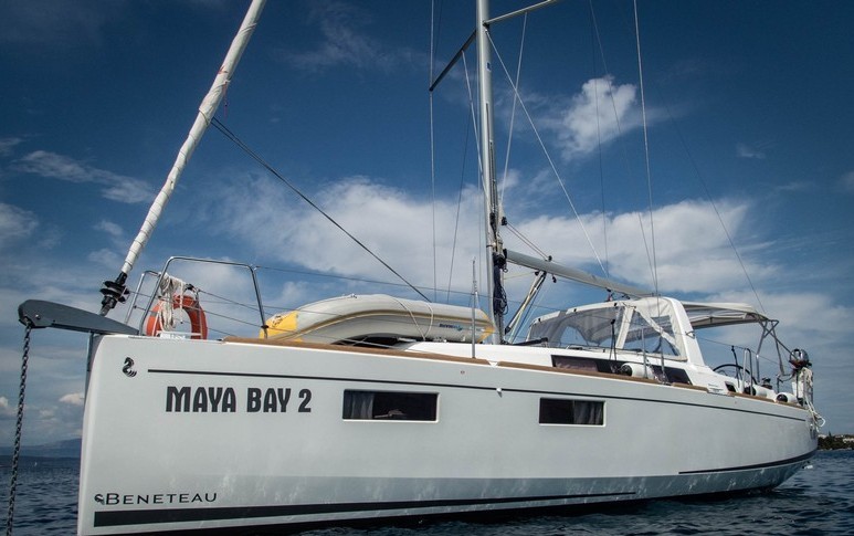 Oceanis 35.1 - Yacht Charter Sailica