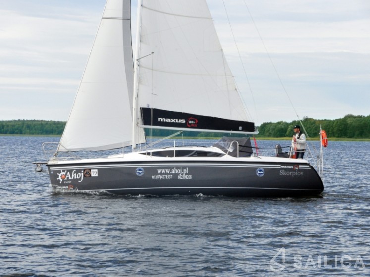 Maxus 33.1 RS - Yacht Charter Sailica