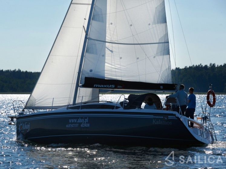 Maxus 33.1 RS - Yacht Charter Sailica