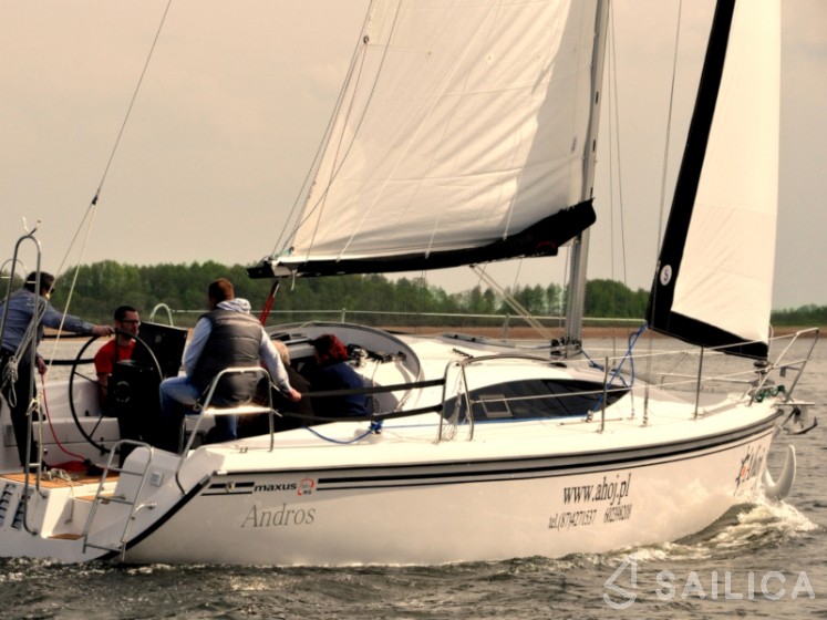 Maxus 33.1 RS - Yacht Charter Sailica