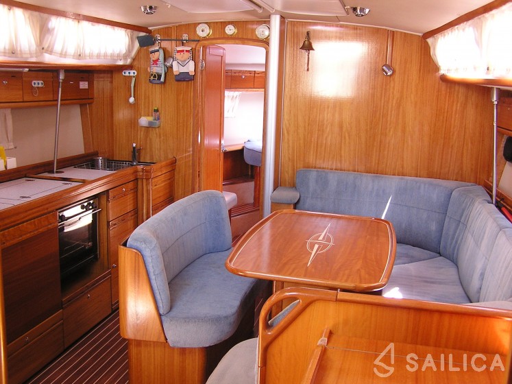 Bavaria 40 Cruiser - Yacht Charter Sailica