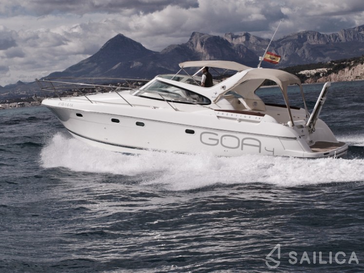 Prestige 34 - Yacht Charter Sailica