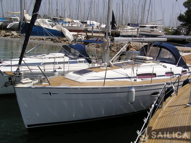 Bavaria 35 Cruiser - Yacht Charter Sailica