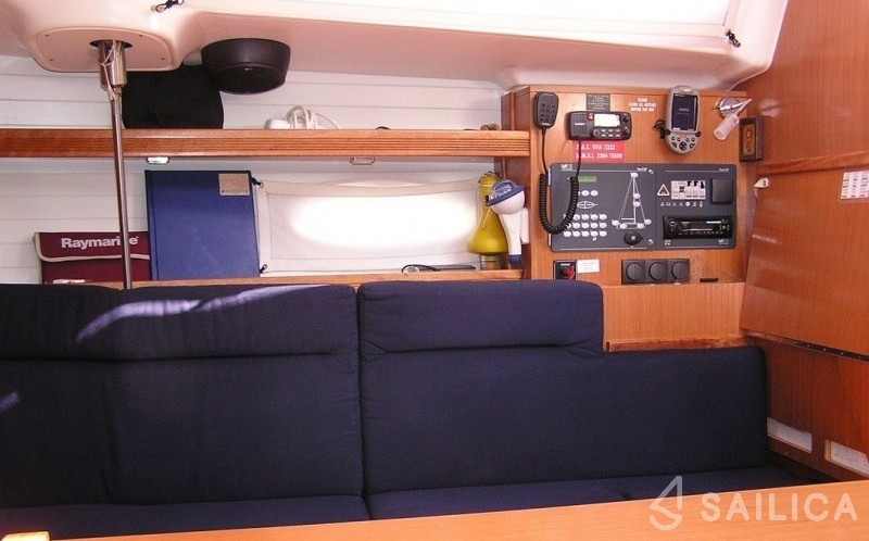 Bavaria 35 Cruiser - Yacht Charter Sailica