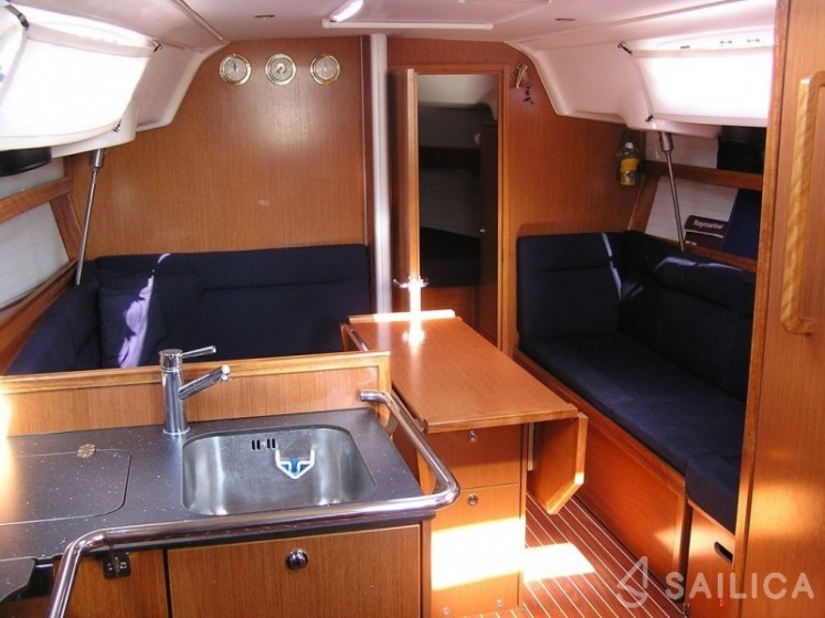 Bavaria 35 Cruiser - Yacht Charter Sailica