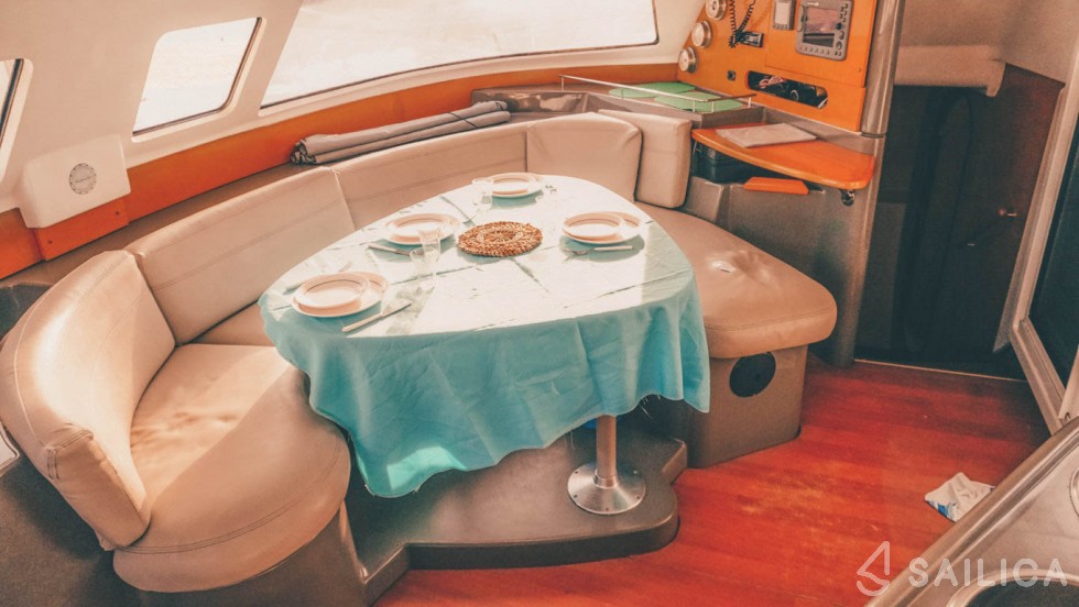 Lavezzi 40 - Yacht Charter Sailica