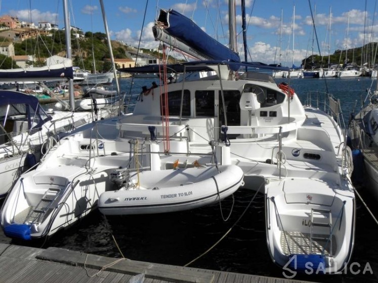 Lavezzi 40 - Yacht Charter Sailica