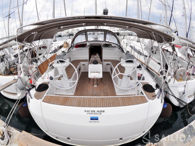 Bavaria C42 - Yacht Charter Sailica