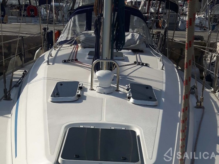Bavaria 38 - Yacht Charter Sailica