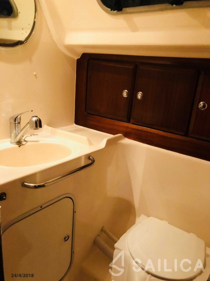 Bavaria 38 - Yacht Charter Sailica