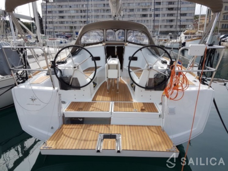 Sun Odyssey 349 - Yacht Charter Sailica