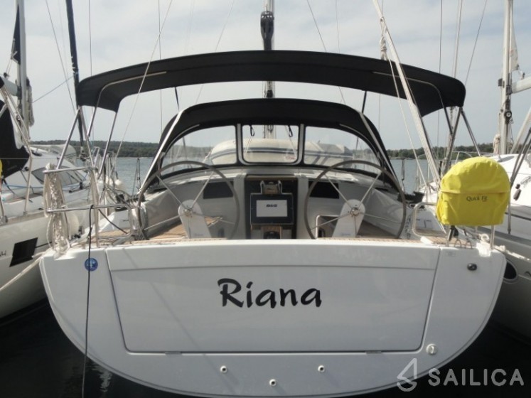 Hanse 385 - Yacht Charter Sailica