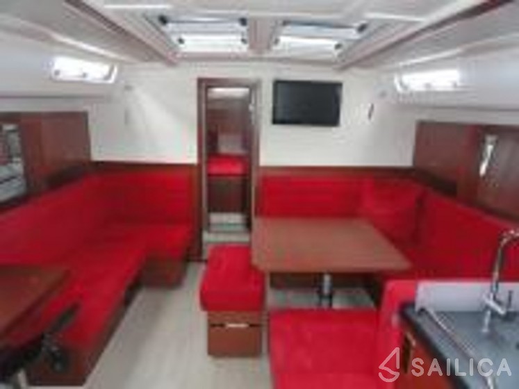 Hanse 455 - Yacht Charter Sailica