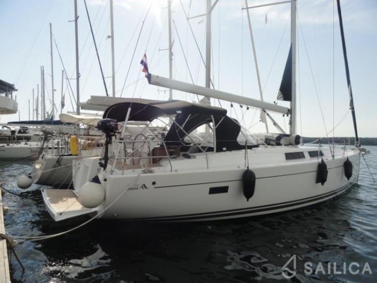 Hanse 455 - Yacht Charter Sailica