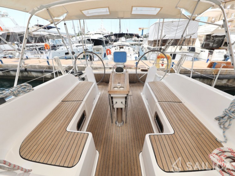 Bavaria 46 Cruiser - Yacht Charter Sailica