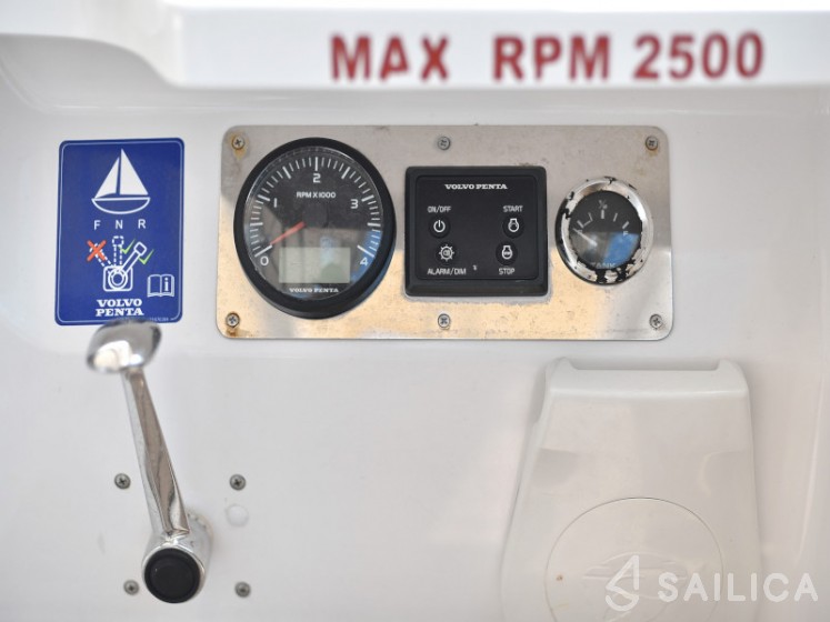 Bavaria 46 Cruiser - Yacht Charter Sailica
