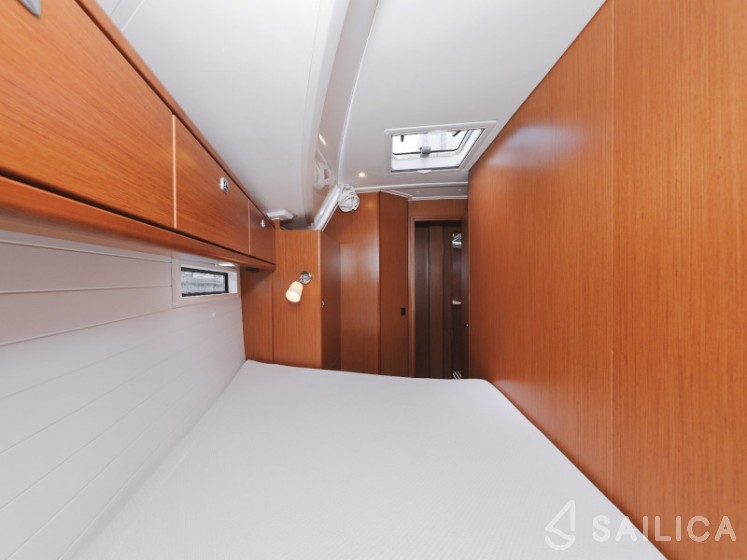 Bavaria 46 Cruiser - Yacht Charter Sailica