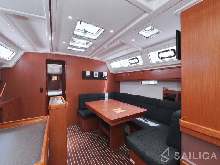 Bavaria 46 Cruiser - Yacht Charter Sailica