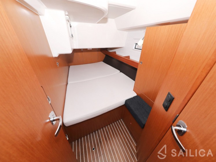 Bavaria 46 Cruiser - Yacht Charter Sailica