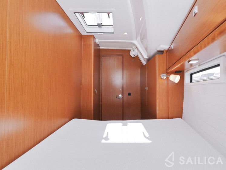 Bavaria 46 Cruiser - Yacht Charter Sailica