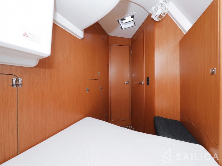 Bavaria 46 Cruiser - Yacht Charter Sailica