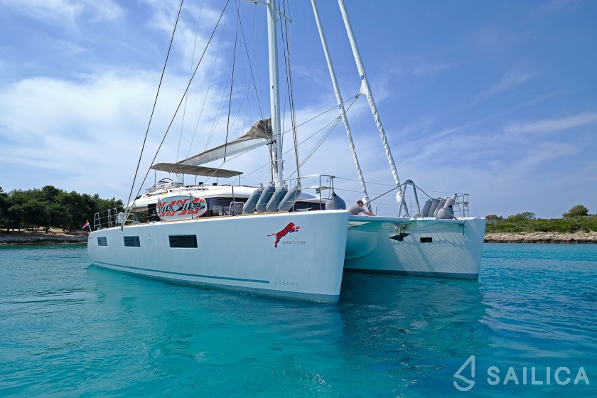 Lagoon 620 - Yacht Charter Sailica