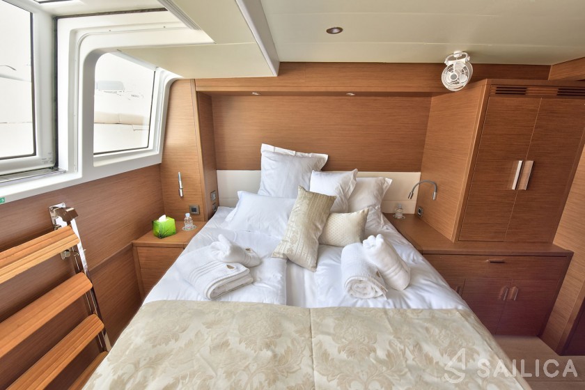 Lagoon 620 - Yacht Charter Sailica