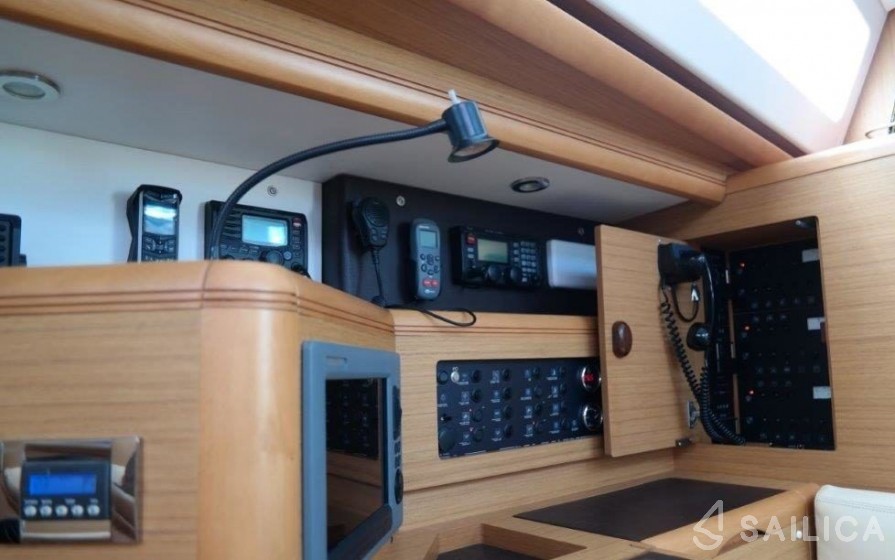 Jeanneau 57 - Yacht Charter Sailica