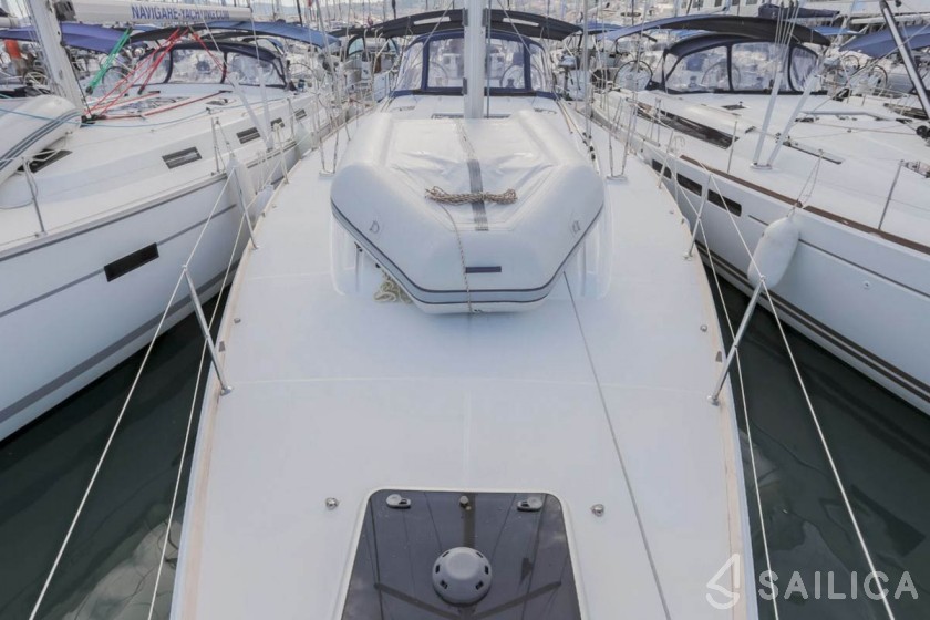 Sun Odyssey 519 - Yacht Charter Sailica