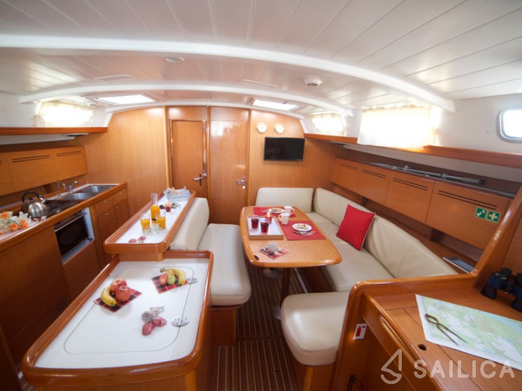 Cyclades 50.5 - Yacht Charter Sailica