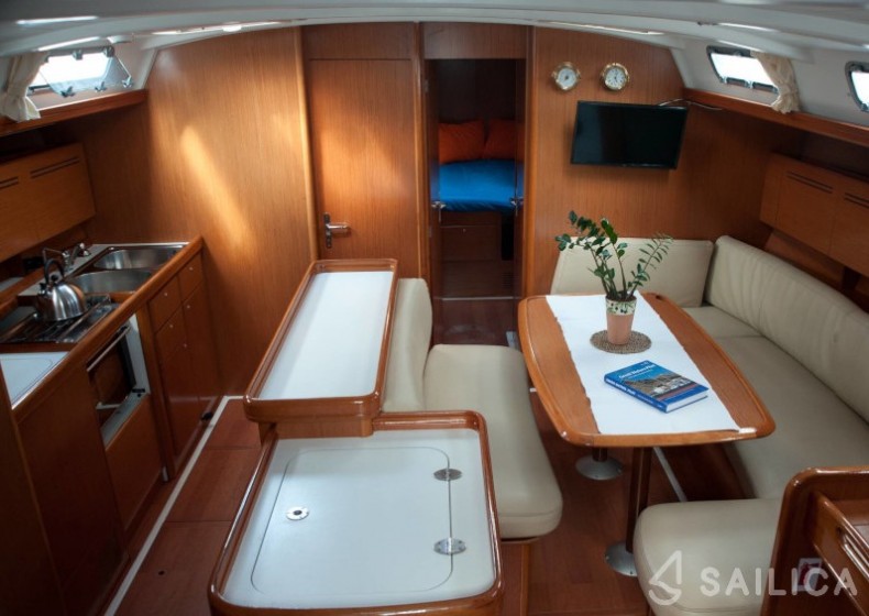 Cyclades 50.5 - Yacht Charter Sailica