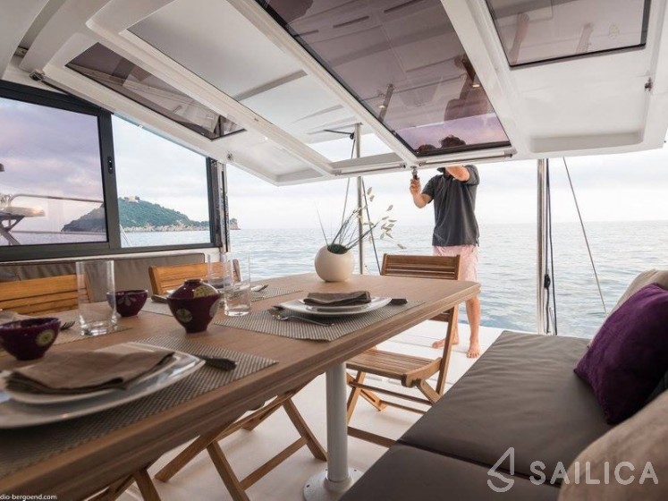Bali 4.0 - Yacht Charter Sailica