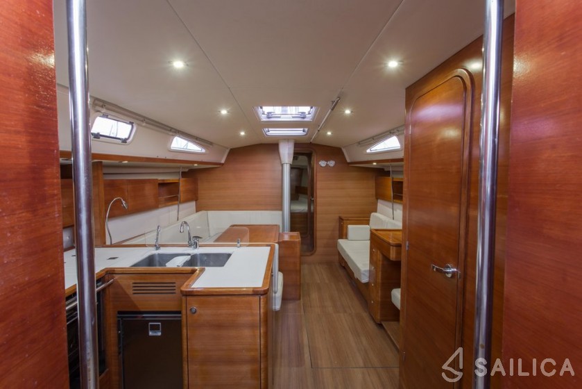 Salona 44 - Yacht Charter Sailica