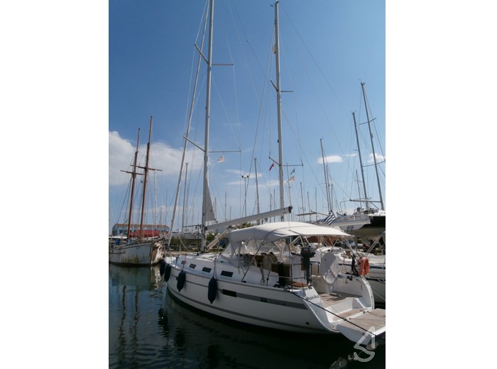 Bavaria 40 Cruiser - Yacht Charter Sailica