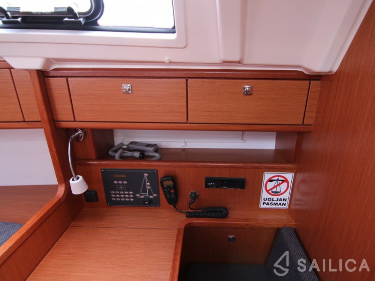 Bavaria 41 Cruiser - Yacht Charter Sailica