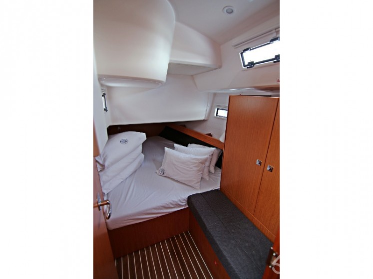 Bavaria 41 Cruiser - Yacht Charter Sailica