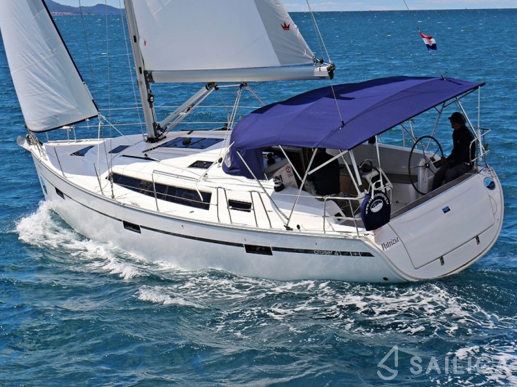 Bavaria 41 Cruiser - Yacht Charter Sailica
