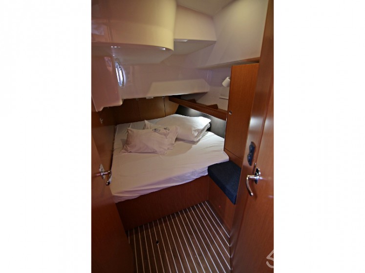 Bavaria 46 Cruiser - Yacht Charter Sailica