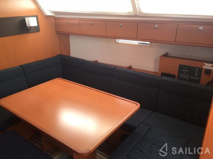 Bavaria 46 Cruiser - Yacht Charter Sailica