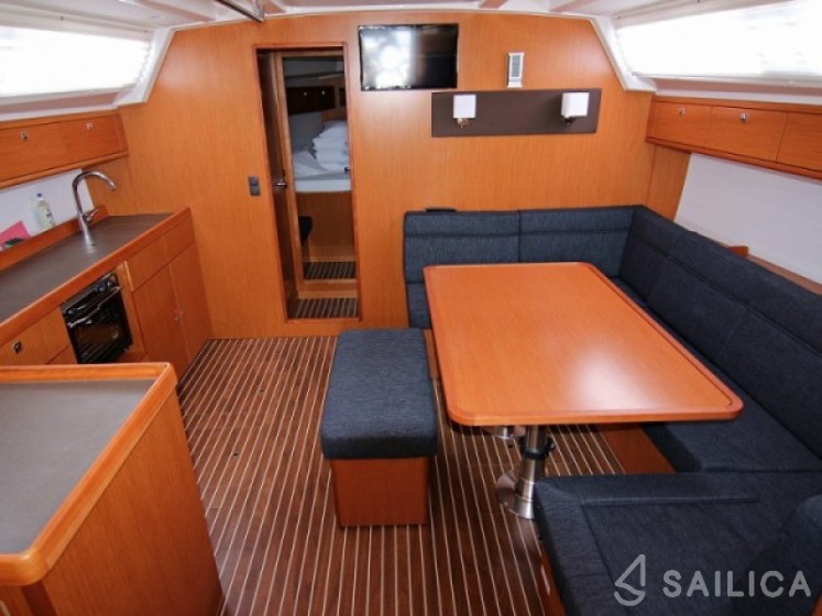 Bavaria 46 Cruiser - Yacht Charter Sailica
